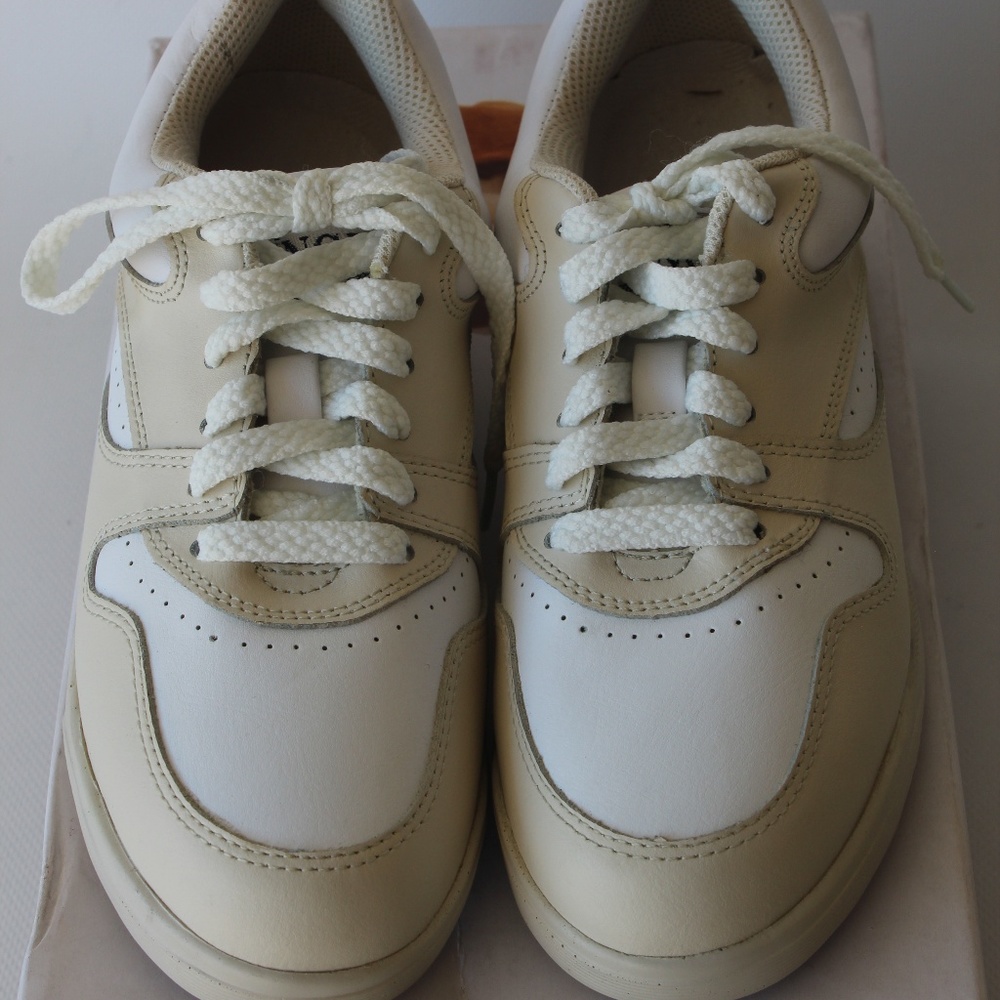 walking shoes